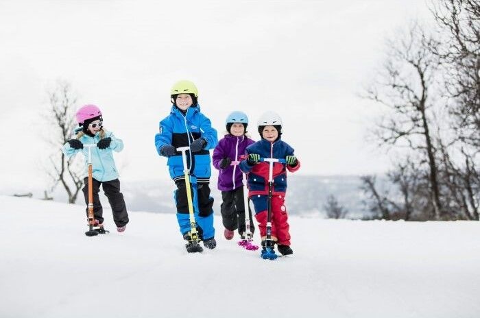 Cours de snow-kick avec une coach sportive au Grand-Puy